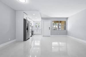 300 Layne Boulevard 110, Hallandale Beach, FL 33009 Sold 03/24/25