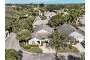 22 Admirals Court, Palm Beach Gardens, FL 33418 Sold 08/06/25