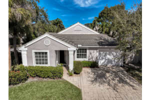 22 Admirals Court, Palm Beach Gardens, FL 33418 Sold 08/06/25