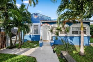 909 N A Street, Lake Worth Beach, FL 33460 - MLS#R11057880