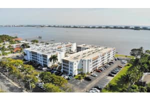 1516 S Lakeside Drive 318, Lake Worth Beach, FL 33460 - MLS#R11057959