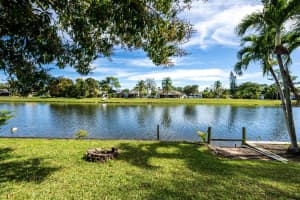 227 Saratoga Boulevard E, Royal Palm Beach, FL 33411 Sold 03/07/25