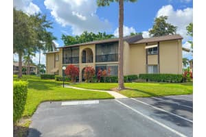 440 Pine Glen Lane C-2, Greenacres, FL 33463 Sold 02/21/25