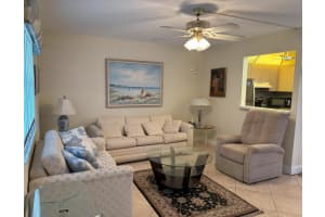 679 Brittany O 679, Delray Beach, FL 33446 Sold 04/24/25