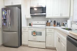 8051 Sunrise Lakes Drive N 101, Sunrise, FL 33322 Sold 12/12/25