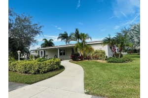 3264 Perigrine Falcon Drive, Port Saint Lucie, FL 34952 Sold 04/28/25