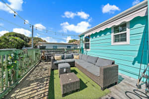 916 30th Court, West Palm Beach, FL 33407 Sold 04/01/25