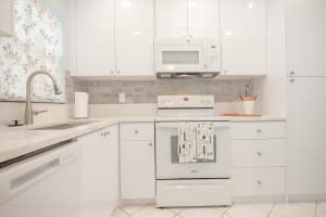 2901 Sunrise Lakes Drive E 310, Sunrise