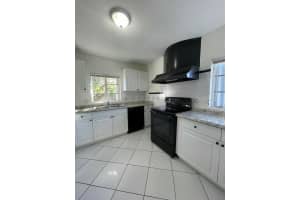 119 E 24th Street, Riviera Beach, FL 33404 Sold 03/18/25