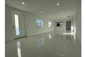 1636 Erie Terrace, West Palm Beach, FL 33406 Sold 03/31/25