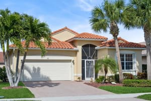 361 NW Shoreline Circle, Port Saint Lucie, FL 34986 Sold 06/13/25
