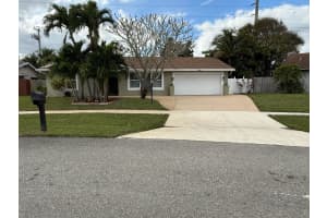 5021 Woodstone Circle N, Lake Worth, FL 33463 Sold 04/21/25