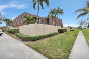 7710 77th Way, West Palm Beach, FL 33407 Sold 06/23/25