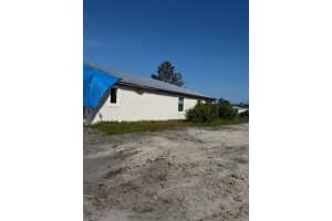 6 Villa Del Notre, Fort Pierce, FL 34951 Sold 03/25/25