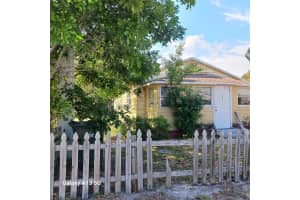 114 NW 10th Avenue, Delray Beach, FL 33444 Sold 06/06/25