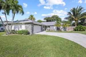 11833 Greenbriar Circle, Wellington, FL 33414 Sold 04/03/25