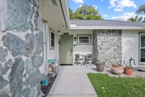 11833 Greenbriar Circle, Wellington, FL 33414 Sold 04/03/25