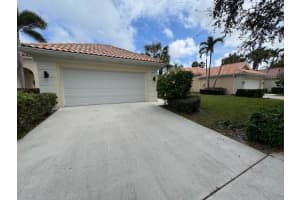 2027 Valencia Drive, Delray Beach, FL 33445 Sold 03/28/25