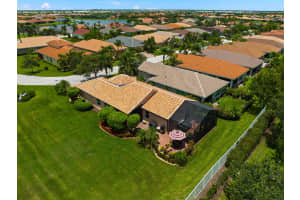 10112 SW Oak Tree Circle SW, Port Saint Lucie, FL 34987 - MLS#R11058387