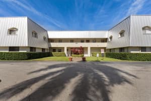 825 NW 13th Street 105, Boca Raton, FL 33486 Sold 03/13/25