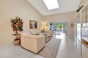 7283 Summer Tree Drive, Boynton Beach, FL 33437 Sold 07/07/25