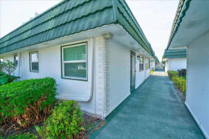 129 Waterford F, Delray Beach, FL 33446 Sold 04/30/25