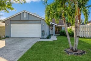 1060 Nw 19th Terrace, Delray Beach