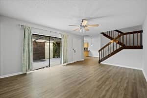 625 6th Terrace Terrace, Palm Beach Gardens, FL 33418 - MLS#R11058480