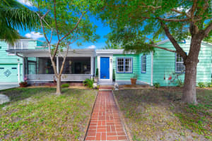 901 N Palmway, Lake Worth Beach, FL 33460 Sold 06/02/25