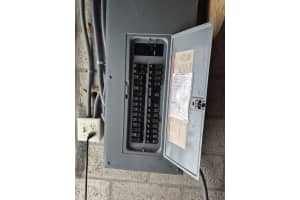 201 E 28th Street, Riviera Beach, FL 33404 Sold 04/14/25