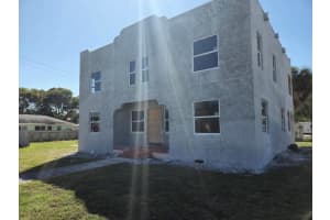 2747 Parker Avenue, West Palm Beach, FL 33405 - MLS#R11058597
