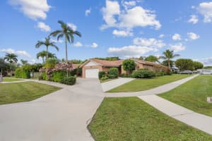 1805 The 12th Fairway, Wellington, FL 33414 Sold 07/22/25
