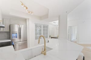 720 S Sapodilla Avenue 204, West Palm Beach, FL 33401 Sold 07/07/25