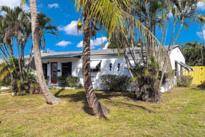 1716 12th Court N, Lake Worth Beach, FL 33460 Sold 02/27/25