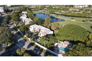 1639 Embassy 101 Drive 101, West Palm Beach