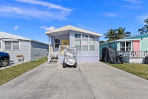 10851 S Ocean Drive 39, Jensen Beach, FL 34957 Sold 07/03/25