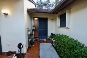 19 Black Birch Court, Royal Palm Beach, FL 33411 Sold 06/03/25