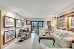 7350 Kinghurst Drive 401, Delray Beach, FL 33446 Sold 05/07/25