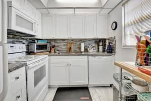 158 Mansfield D, Boca Raton, FL 33434 Sold 04/14/25