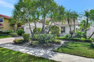 10298 Buena Ventura Drive, Boca Raton, FL 33498 Sold 04/24/25