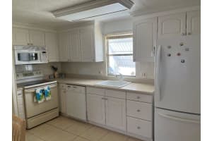 6948 SE Delegate Street, Hobe Sound, FL 33455 - MLS#R11059058