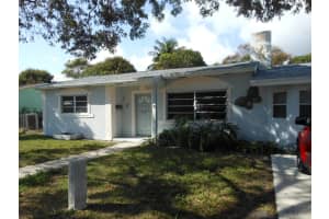 203 SW 3rd Court, Boynton Beach, FL 33435 Sold 04/08/25