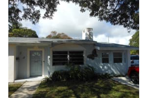 203 SW 3rd Court, Boynton Beach, FL 33435 Sold 04/08/25