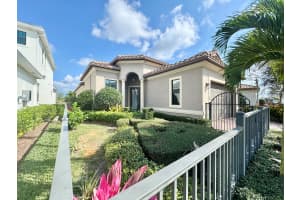 320 SE Fascino Circle, Port Saint Lucie, FL 34984 - MLS#R11059088