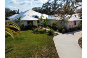 2392 SW Racquet Club Drive, Palm City, FL 34990 Sold 03/28/25