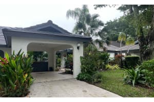 10052 Laurelwood Place, Boynton Beach, FL 33437 Sold 04/25/25