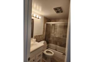 195 Dorchester I I, West Palm Beach, FL 33417 - MLS#R11059179