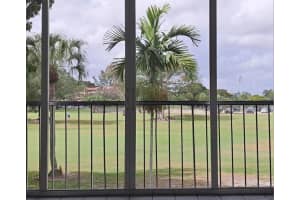 7817 Golf Cir Drive 203, Margate, FL 33063 Sold 05/09/25