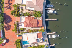 571 Pelican Way, Delray Beach, FL 33483 Sold 04/09/25