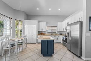 4034 Bahia Isle Circle, Wellington, FL 33449 Sold 05/27/25